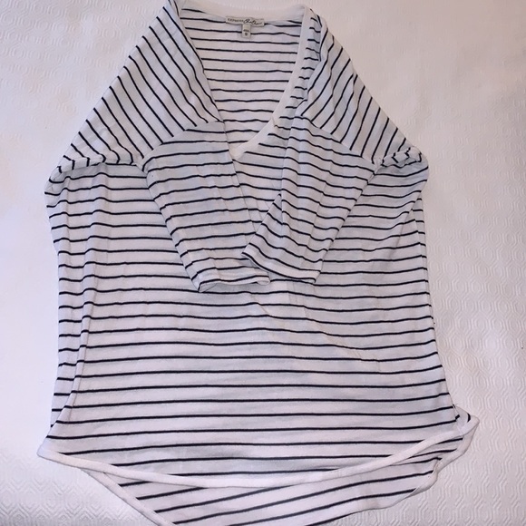 Blue & White Striped V-neck - Picture 12 of 12